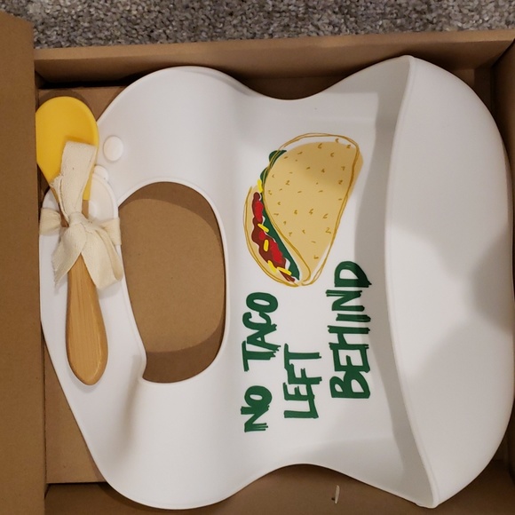 Mudpie Baby Taco Gift Set - Picture 2 of 3